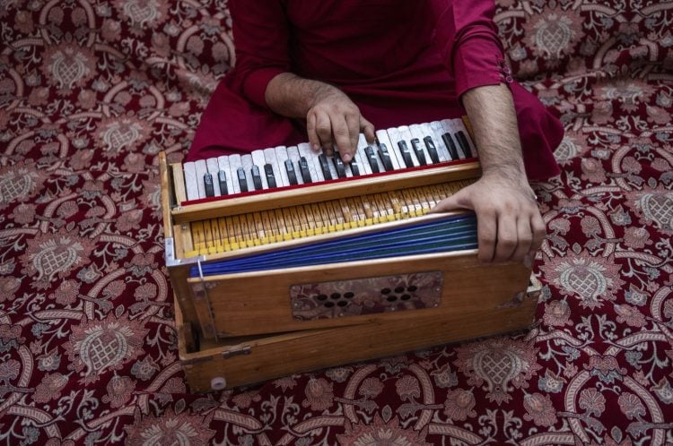Under Taliban Rule, Afghan Musicians Rendered as Fish Out of Water