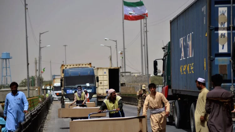 Afghan Refugee Killed in Border Area Mine Explosion in Iran