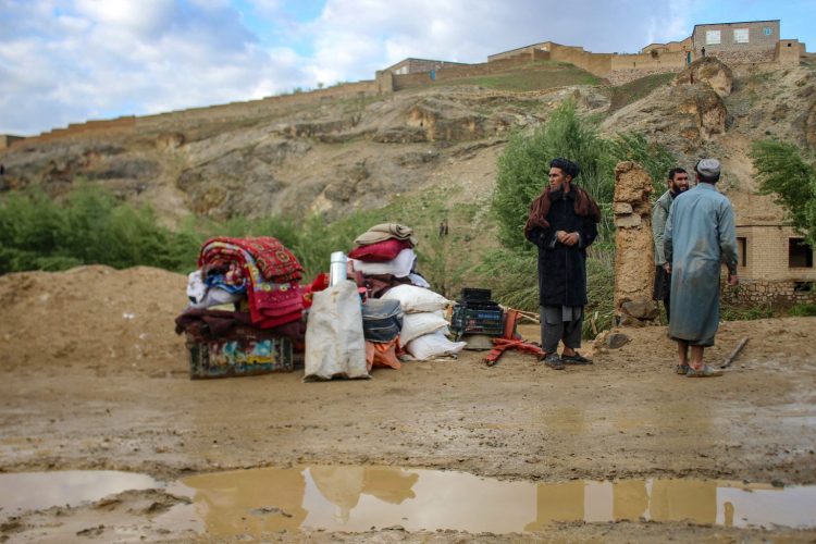 Poverty and Floods: Ghor’s Flood Victims Have No Shelter for Eid Guests