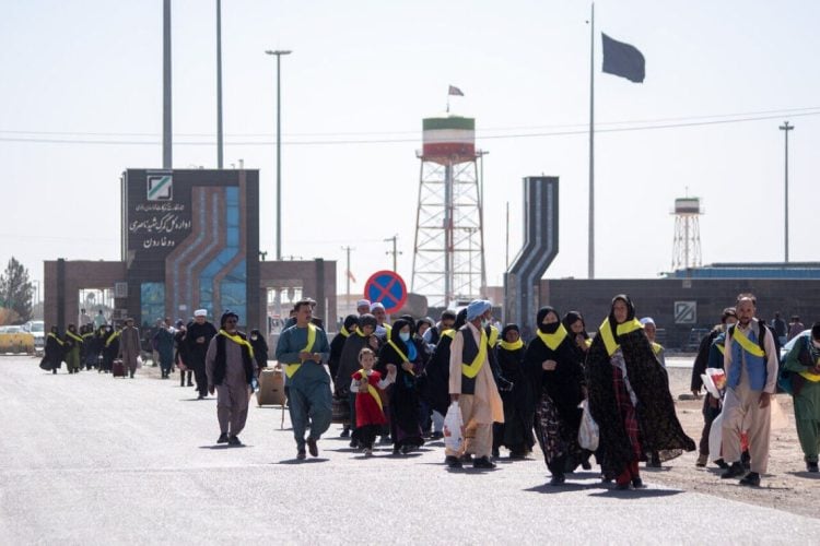 Taliban Enforce Ban on Shia Religious Books, Insults Followers as ‘Polytheists’