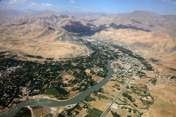Seizure of Public and Private Lands: Taliban Divide the Ishkashim District Market Among Themselves