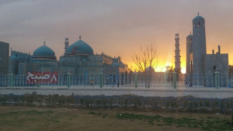A landscape view of the Shrine of Hazrat Ali in Balkh Province, reflecting the region's rich heritage amidst ongoing socio-economic challenges. (Photo Credit: 8am.media)
