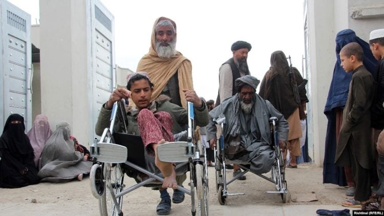 People with disabilities in Kabul wait anxiously for their overdue allowances, facing economic hardship and uncertainty. (Photo Credit: RISHTINAL (REF/RL)