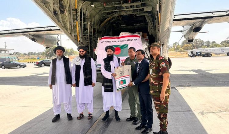 Bangladeshi and Taliban officials with emergency aid shipments for Kunar earthquake victims at Kabul Airport. (Photo Credit: MFA)