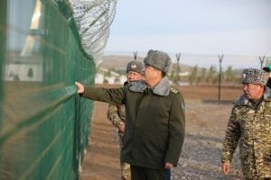 Kyrgyz officials inspect border fortifications along the frontier with Tajikistan, where authorities are accelerating barrier construction and installing security infrastructure to strengthen control over southern border areas. (Photo Credit: 24.kg)