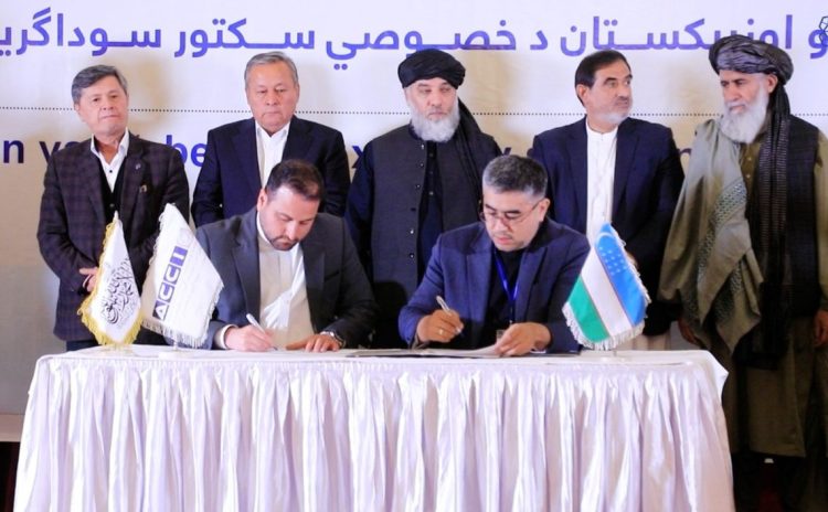 Taliban Uzbekistan signing ceremony (Photo Credit: @MoICAfghanistan)