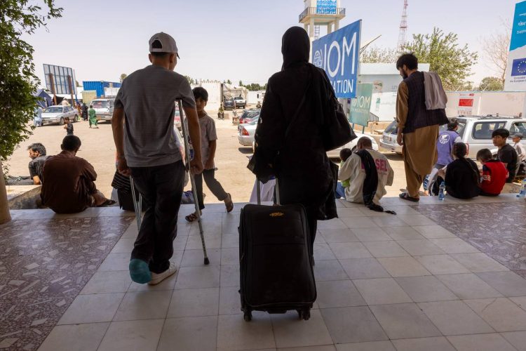 Afghan returnees from Iran arrive in Afghanistan, with many facing urgent humanitarian needs, including shelter, food, and medical assistance. (Photo credit: IOM)