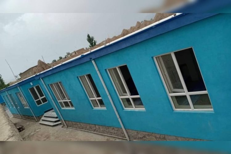 The newly constructed primary school building in Shah Mazar village, Baraki Barak district, Logar province, completed at a cost of approximately three million Afghanis. (Photo credit: @bnadari1)
