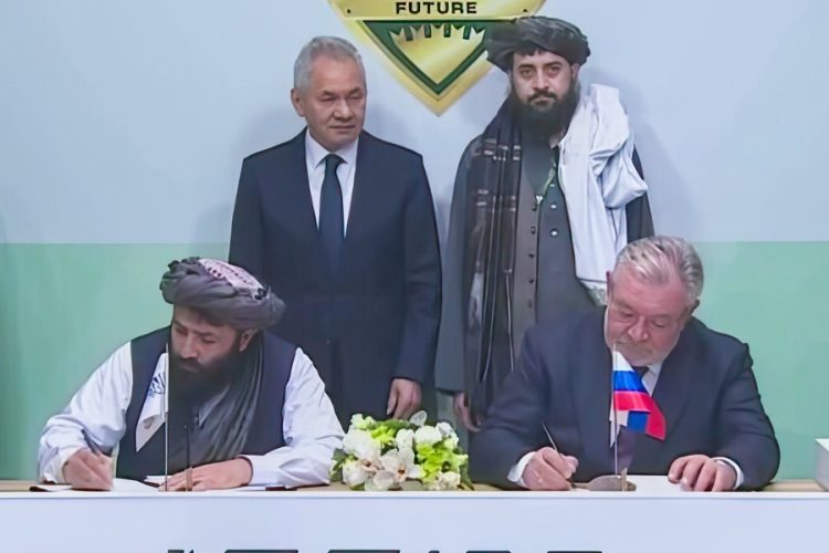 Taliban and Russian officials sign a cooperation agreement at a formal ceremony, as Moscow deepens its engagement with the group amid growing international concern. (Photo credit: Russian media)