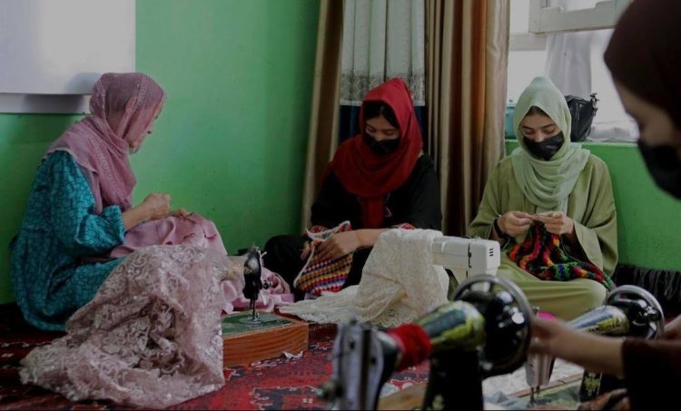 Women in Badakhshan engaged in sewing and weaving as part of EU-supported skills and livelihood programs. (Photo: EU)