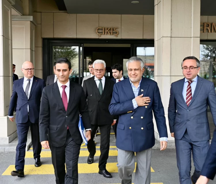 Mohammad Ishaq Dar, Pakistan’s Foreign Minister, has traveled from London to Turkey to meet with Turkish officials and hold consultations. (Photo: ForeignOfficePk/X@)