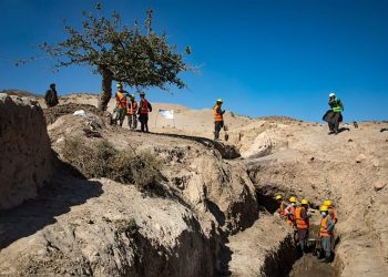 Workers restore a traditional qanat in Afghanistan as part of a UNESCO-supported project funded by Japan to preserve cultural heritage and improve water access for local communities (Photo: @UNESCOAfg)