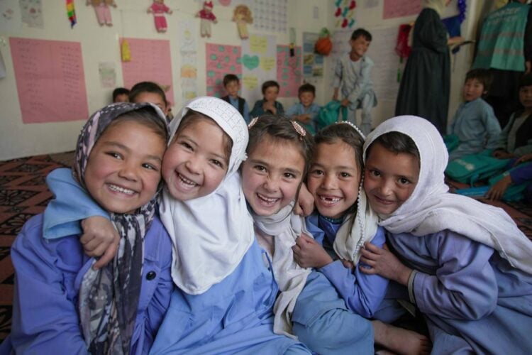 Girls attend a classroom in Afghanistan amid ongoing restrictions on girls’ education. (Photo credit: UNICEF)