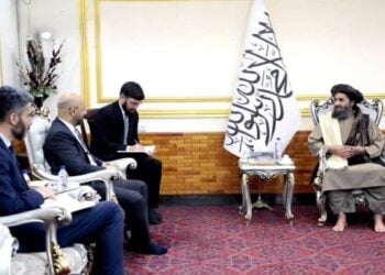Mullah Abdul Ghani Baradar meets with Turkey’s ambassador to discuss expanding economic cooperation and bilateral relations. (Photo credit: @bnadari1)