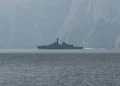 A naval vessel sails through the Strait of Hormuz (Photo: AFP)