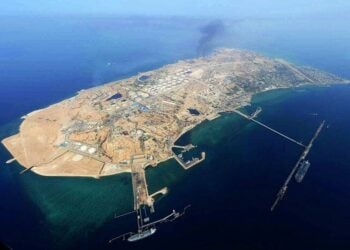 An aerial view of Kharg Island, a key center of Iran’s oil industry and crude oil exports. (Photo credit: IRNA)