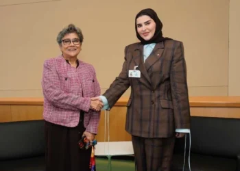 Maryam bint Ali bin Nasser Al Misnad – Qatar’s Minister of State for International Cooperation and Roza Otunbayeva - the UN secretary-general’s special representative for Afghanistan shaking hands (Photo: @MofaQatar_EN)