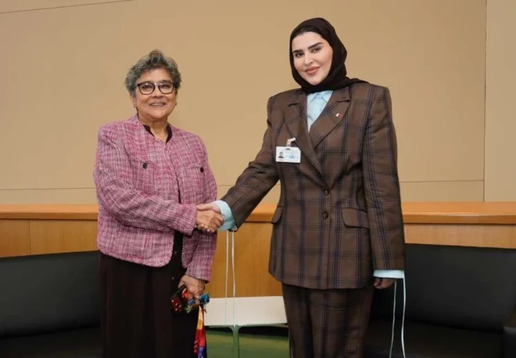 Maryam bint Ali bin Nasser Al Misnad – Qatar’s Minister of State for International Cooperation and Roza Otunbayeva - the UN secretary-general’s special representative for Afghanistan shaking hands (Photo: @MofaQatar_EN)