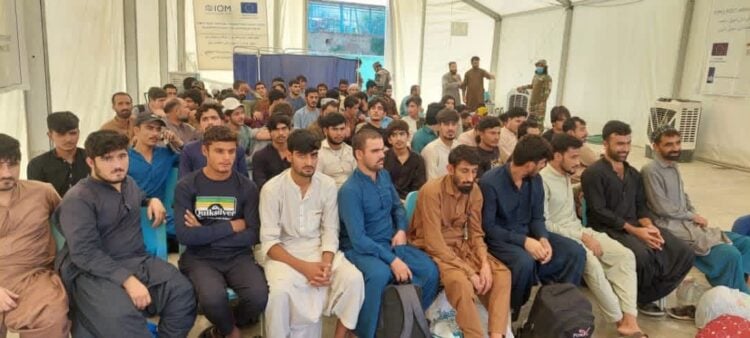 Citizens of Afghanistan return home after being released from prisons in Pakistan, crossing through Torkham and Spin Boldak border crossings. (Photo credit: MoRRAfg)