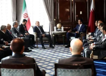 Qatari mediators and Iranian officials during talks (Photo: REUTERS)