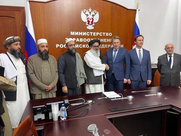 Taliban officials meet with Russian representatives at Russia’s Ministry of Health during an official delegation visit (Photo: @FitratHamd)