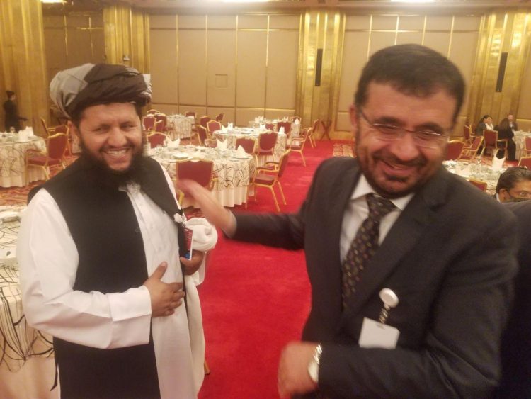 ضرار احمد مقبل و یک عضو هیأت طالبان