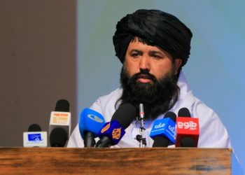 ندیم: تحصیل دختران ممنوع نه، بلکه تا «امر ثانی» تعلیق میباشد