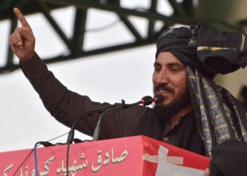 پولیس پاکستان: منظور پشتین در پی تبادل آتش بازداشت شد