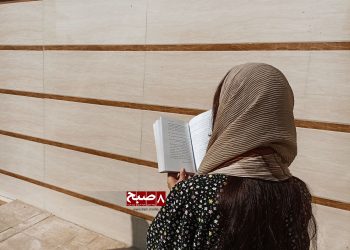 قفسه‌های خالی از کتاب