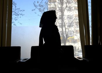 «تنها چشم امید خانواده هستم»