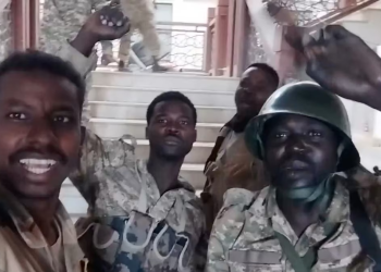 ارتش سودان: کاخ ریاست ‌جمهوری را از شبه‌نظامیان پس گرفته‌ایم