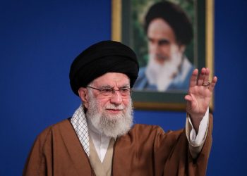 خامنه‌ای از آغاز «نبرد خیبر» خبر داد