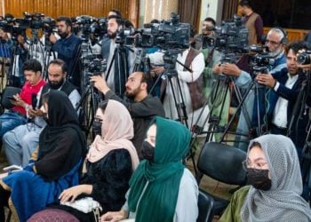 مرکز خبرنگاران افغانستان: در دو دهه اخیر، دست‌کم ۱۳۰ خبرنگار و کارمند رسانه جان باخته‌اند