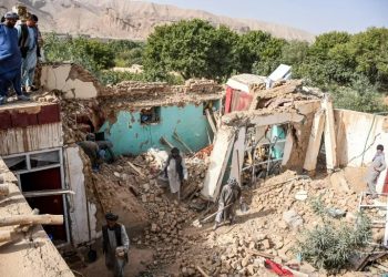 ثانیههای تکاندهنده زندهگی: تجربه وحشتناک یک زن از زلزله بلخ