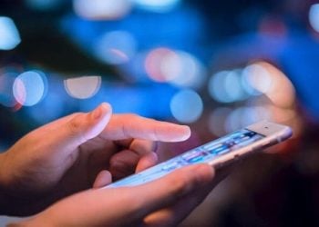 کاهش کیفیت انترنت؛ کاربران از ناکارآمدی شرکت‌ها و محدودیت‌های طالبان شکایت دارند