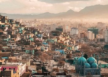 فقر و بیکاری؛ سفرهایی که از قرض آغاز و به مرگ ختم می‌شوند