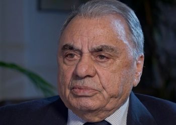 کنش‌گری و بدن‌مندی زبان در قلم‌ورزی‌های دکتر لطیف ناظمی