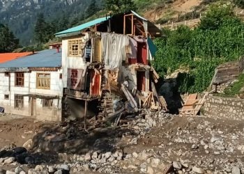 سازمان جهانی صحت: کاهش آب سیلاب به معنای پایان خطر نیست