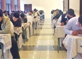 پاکستان تحصیل دانشجویان افغان در دانشگاههای طبی پاکستان را ممنوع کرد