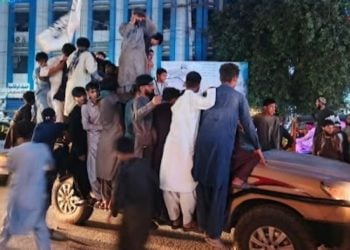 در پی واژگونی رنجر طالبان در کندهار؛ ۱۱ کودک کشته و زخمی شدند
