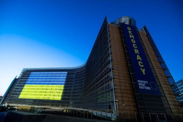 European Commission/X