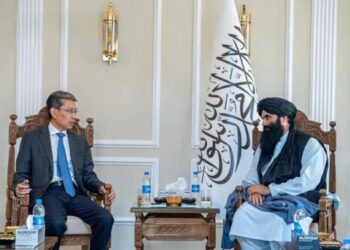 سراج‌الدین حقانی با سفیر چین در کابل دیدار کرد