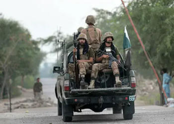 منابع پاکستانی از کشتن ۱۵ تروریست که می‌خواستند از افغانستان وارد پاکستان شوند خبر دادند