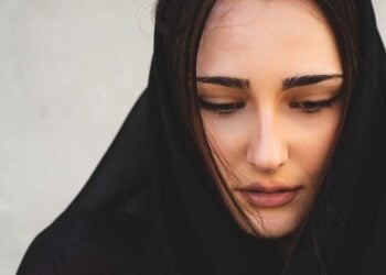روایت زنان مهاجر افغانستانی از دشواری‌های زنده‌گی در ایران
