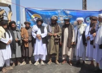طالبان: کار قیرریزی سرک فراه–فراه‌رود با هزینه ۹۸۲ میلیون افغانی آغاز شد