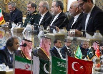 مثلث مکه؛ با ایران یا در برابر آن؟