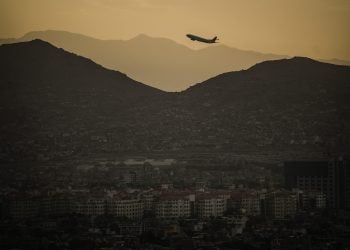 د بریټانيې د بهرنیو چارو وزارت له خپلو وګړو غوښتي چې افغانستان ته له سفر ډډه وکړي