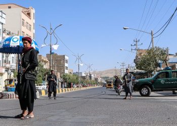 د امنیت د ټينګښت ادعا؛ په هرات کې وسله‌والې غلاوې ډېرې شوې دي
