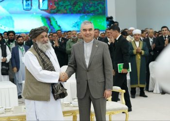 ‏د ټاپي پروژې پرانېسته؛ د طالبانو رئیس‌الوزا ترکمنستان ته ورسېد
