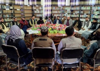 طالبانو په لغمان کې یو شمېر ځوانان د خپل رژیم ملاتړ ته هڅولي